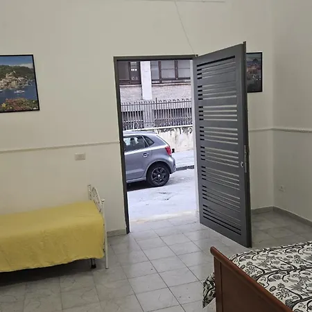Un Passo Da Pompei 아파트 *
